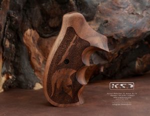 Smith Wesson K/L/X – Frame Round Butt Compatible Walnut Grip Stripled Gun Grips USA-124