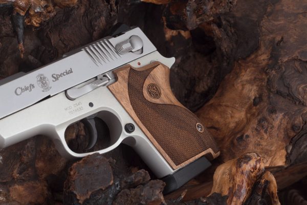 Smith Wesson CS45 Compatible Walnut Grips Diamond Gun Grips USA-147