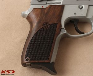 Smith Wesson 6906 Compatible Walnut Grips Diamond Gun Grips USA-154