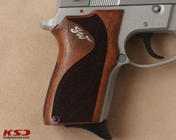 Smith Wesson 6906 Compatible Walnut Grips Diamond Gun Grips USA-157