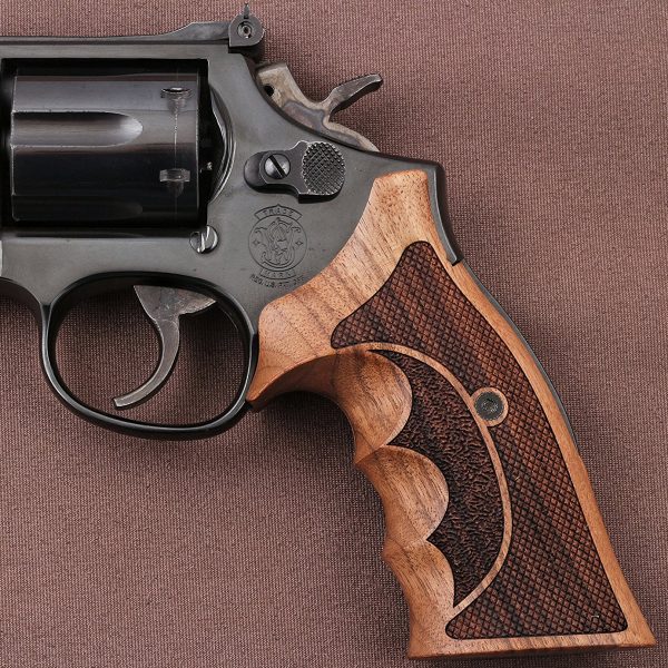 Smith Wesson N Frame Round Butt Compatible Walnut Grip Gun Grips USA-212