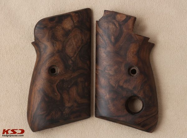 Beretta Mod 70 – 70 S – 71 PUMA Compatible Root Walnut Grips Gun Grips USA-272