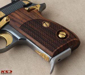 Beretta Mod 70 – 70 S – 71 PUMA Compatible Walnut Grips Dragon Skin Gun Grips USA-274