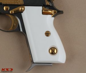 Beretta Mod 70 – 70 S – 71 PUMA Compatible White Acrylic Grips Gun Grips USA-276