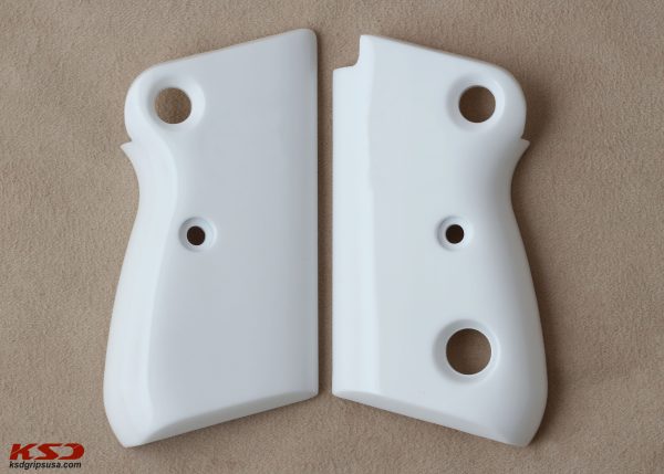 Beretta Mod 71 – 72 – 75 Jaguar Compatible White Acrylic Grips Gun Grips USA-281