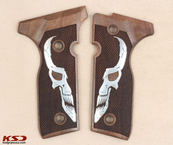 Beretta Mod 8000 / 8040 F Stoger Compatible Walnut Grips Diamond Gun Grips USA-309