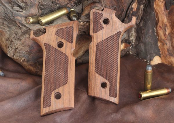 Beretta Combat Super 92 Compatible Walnut Grips Diamond Gun Grips USA-326