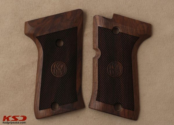 Beretta Compact Type M Compatible Walnut Grips Diamond Gun Grips USA-329