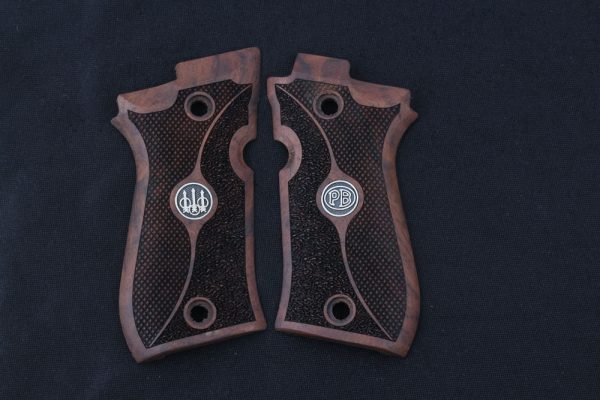 Beretta 81F, 81 FS, 84 F, 84 FS, 84 Cheetah Compatible Walnut Grip Gun Grips USA-428