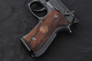 Beretta 92FS, 92A1, 92G, 92D, 96, M9 Compatible Root Walnut Grip Gun Grips USA-460