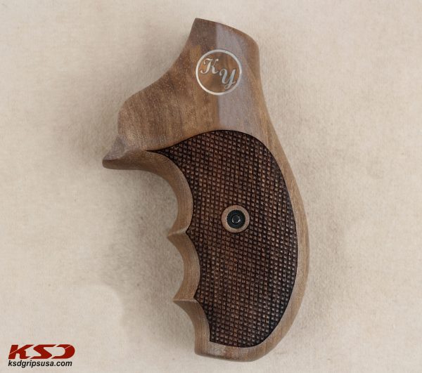 Ruger SP101 Compatible Walnut Customizable Grips Diamond Gun Grips USA-526