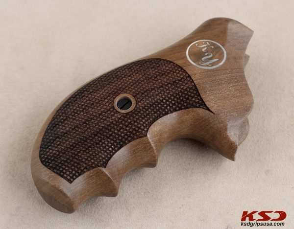 Ruger SP101 Compatible Walnut Customizable Grips Diamond Gun Grips USA-526