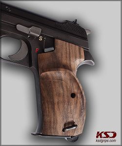 SIG P210-1/-4 /-5/-6/ DK M49 With Lanyard Ring Compatible Walnut Grip Gun Grips USA-729