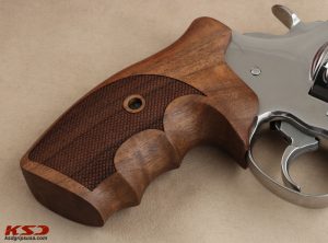 Colt King Cobra (Pre 2019) Compatible Walnut Grips Diamond Gun Grips USA-757