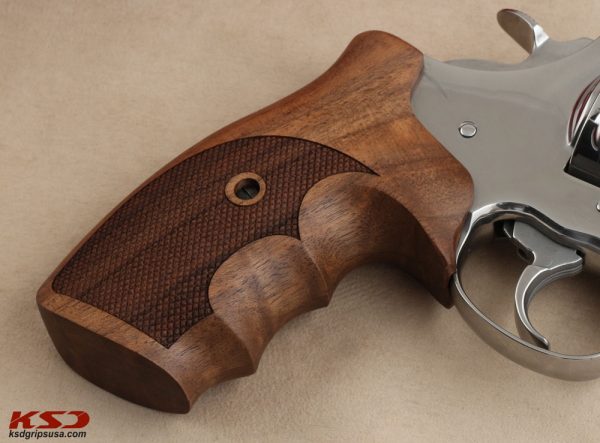 Colt King Cobra (Pre 2019) Compatible Walnut Grips Diamond Gun Grips USA-757