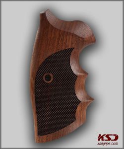 Colt Python (Pre 2020) Compatible Walnut Grips Diamond Gun Grips USA-770