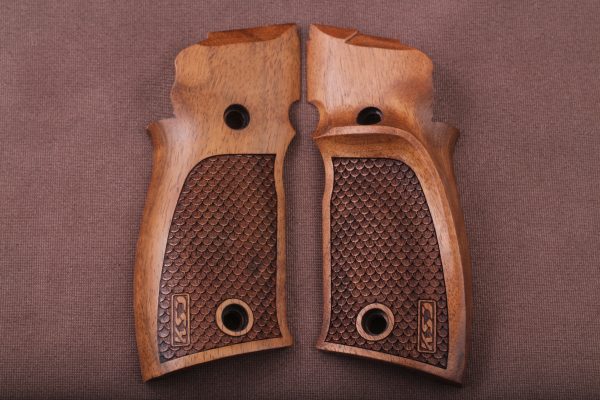 Sig Sauer X-Five P226 /SO /AL /Six /Six AL Compatible Walnut Grip Gun Grips USA-858