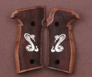 Sig Sauer P226 /SL /Sport I/ II/II SL/II SL PPC Compatible Walnut Grip Gun Grips USA-898