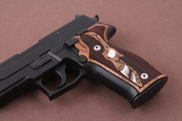 Sig Sauer P226 /SL /Sport I/ II/II SL/II SL PPC Compatible Walnut Grip Gun Grips USA-956