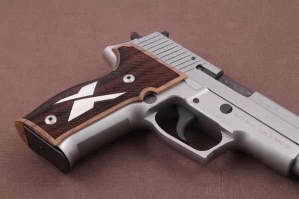 Sig Sauer P226 /SL /Sport I/ II/II SL/II SL PPC Compatible Walnut Grip Gun Grips USA-976