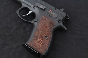 CZ Compact 75 – 85 /P-01/P100/C100/T100/PCR/CZ 75D Walnut Grip Gun Grips USA-1277