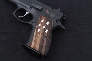 CZ Compact 75 – 85 /P-01/P100/C100/T100/PCR/CZ 75D Walnut Custom Grip Gun Grips USA-1276