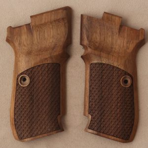 LLama 1911 Style Compatible Walnut Grips Double-Checkering Gun Grips USA-1085