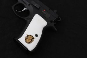 CZ Compact 75 – 85 /P-01/P100/C100/T100/PCR/CZ 75D White Acrylic Grip Gun Grips USA-1274