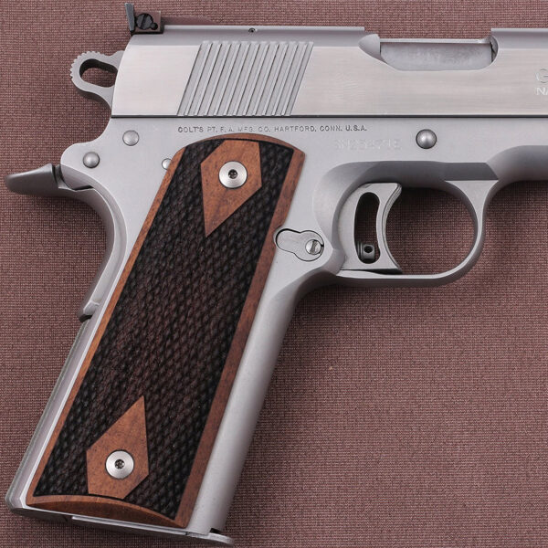 Colt 1911 FIT Model Compatible Walnut Grips Diamond Gun Grips USA-1