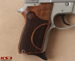 Smith Wesson 6906 Compatible Walnut Grips Double-Checkering Gun Grips USA-156