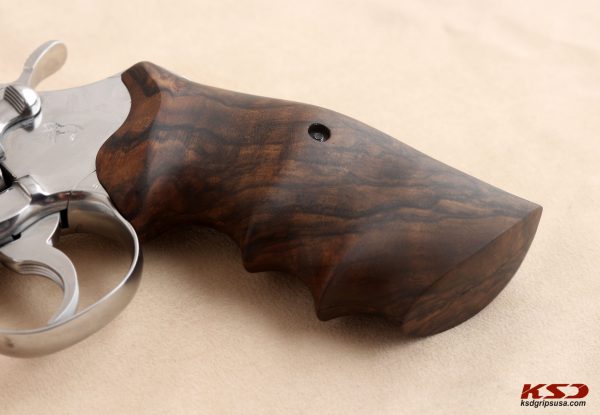 Colt Python (Pre 2020) Compatible Root Walnut Grips Gun Grips USA-767