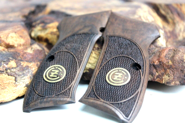 CZ 75B CZ 85 CZ 75 SP-01 Walnut Wood Grips Gun Grips USA-1782