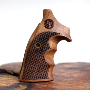 Smith Wesson K/L – Frame Square Butt Compatible Walnut Grips Stone 4 Gun Grips USA-209